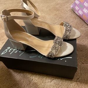 Betsey Johnson Women's Cream Block Heel Sandals